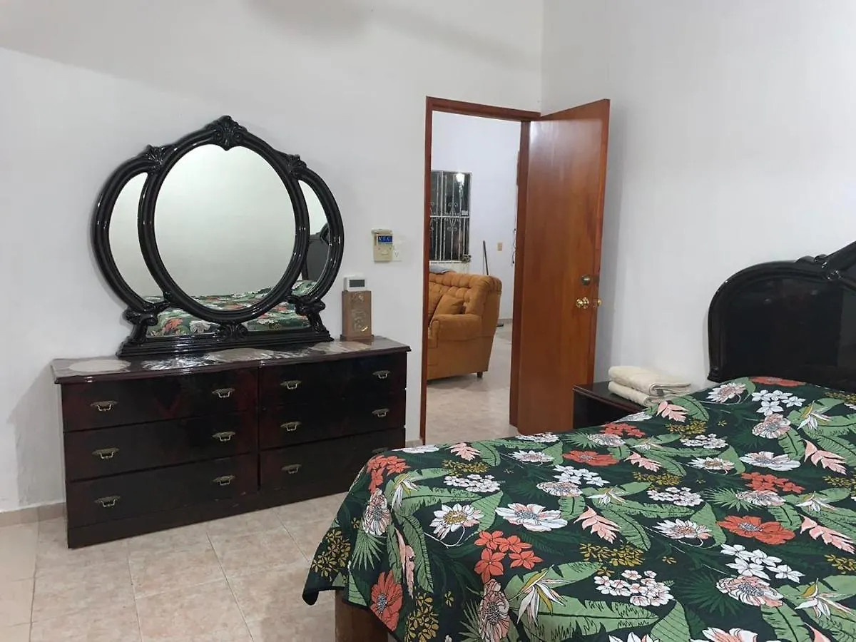 度假居 Casa Colonial Con Alberca En 坎昆
