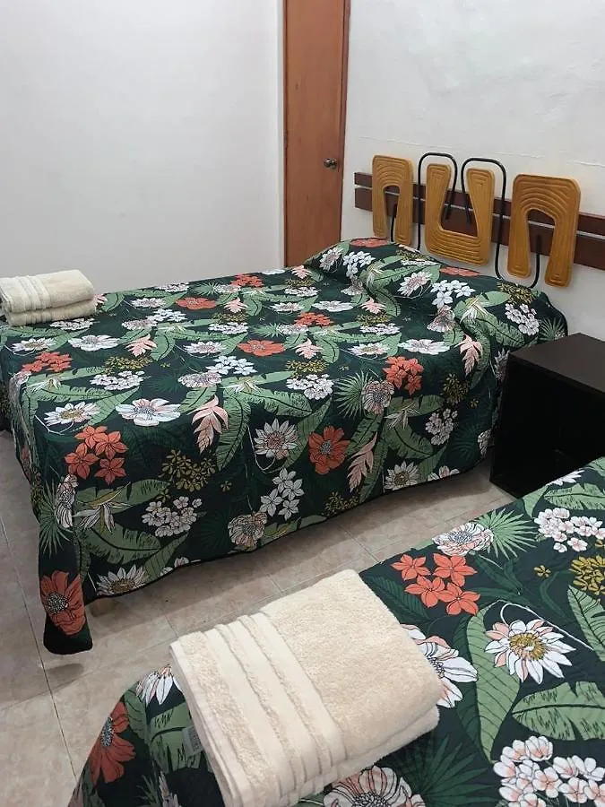 Casa Colonial Con Alberca En 坎昆 度假居