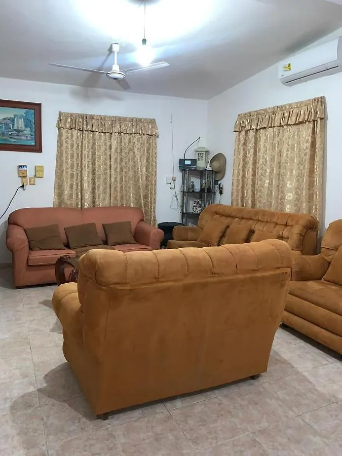 Casa Colonial Con Alberca En Cancún