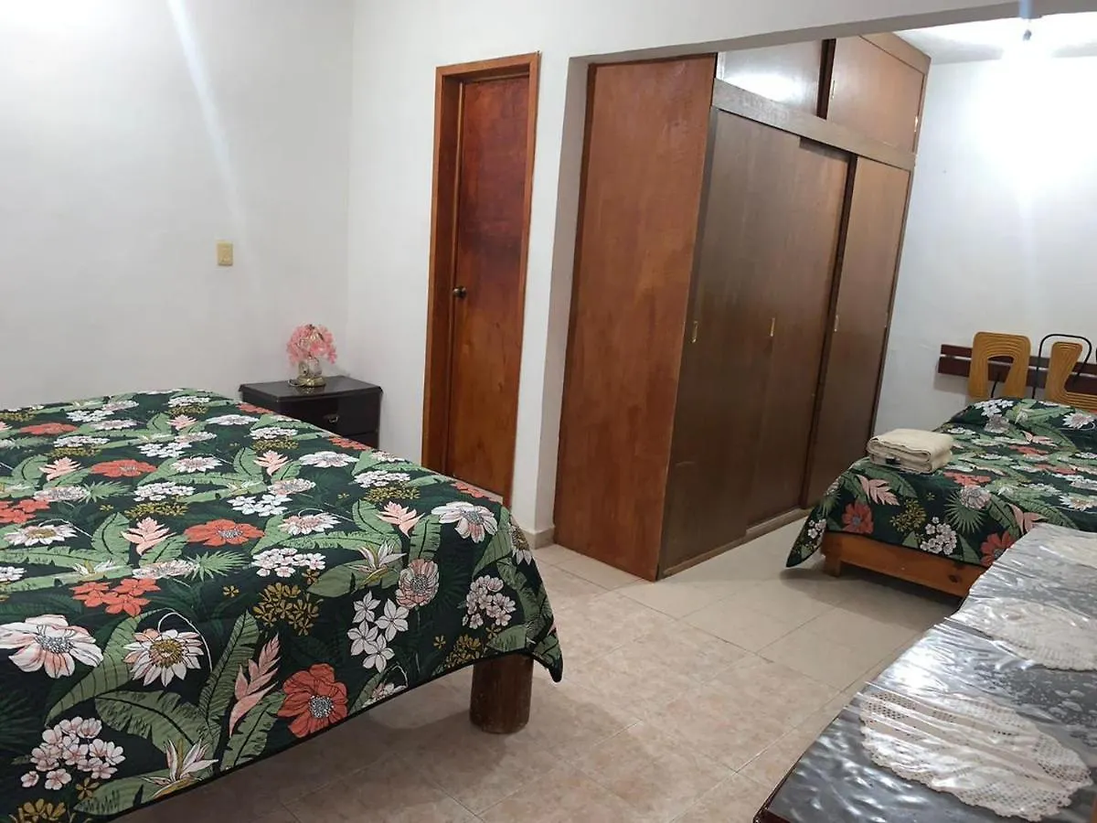 Casa Colonial Con Alberca En Cancún 0*,